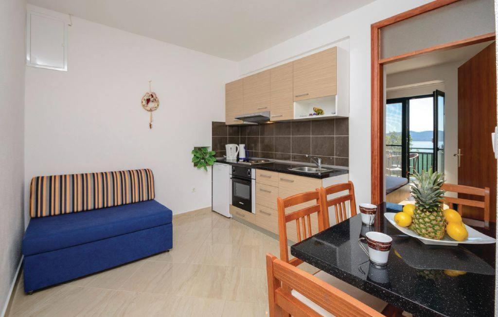 Apartmani Kremena Small Beach 200M Klek Exteriör bild