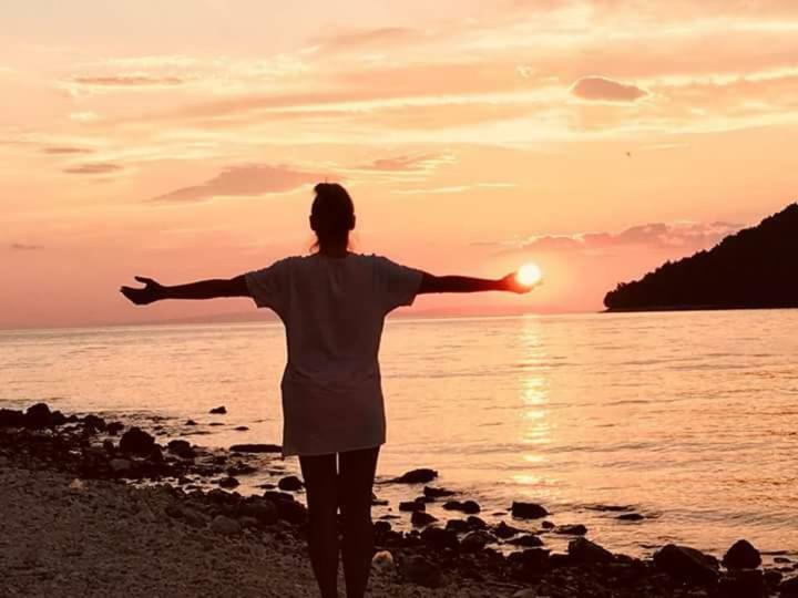 Apartmani Kremena Small Beach 200M Klek Exteriör bild