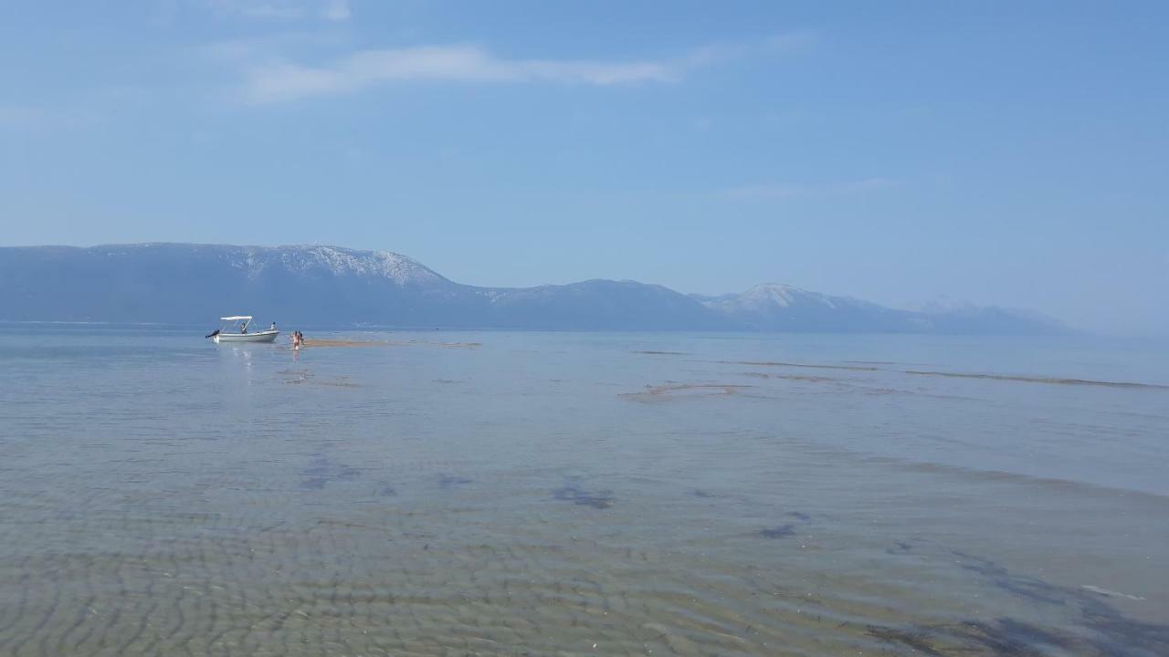Apartmani Kremena Small Beach 200M Klek Exteriör bild